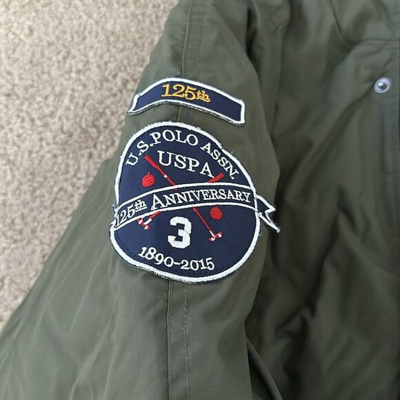 COPY - Polo jacket worn once - Picture 2 of 4